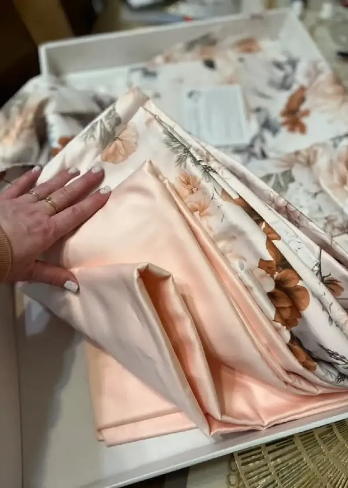 dreamcat-customer-review-sateen-bedding-5