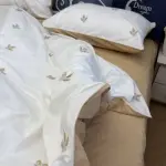 Поплиновое постельное белье с вышивкой «Солнечное прикосновение»