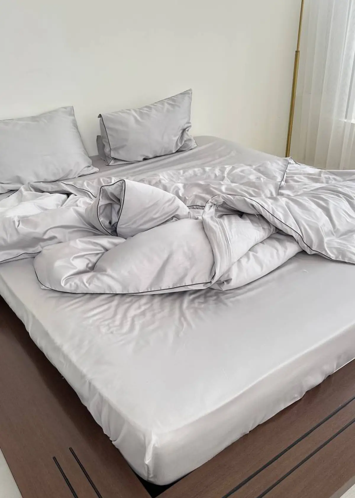 Постельное белье из сатина, серебристое