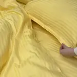 Постельное белье из страйп сатина, желтое