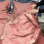Жаккардовое постельное белье “Цветочная сладость”, бордово-розовое