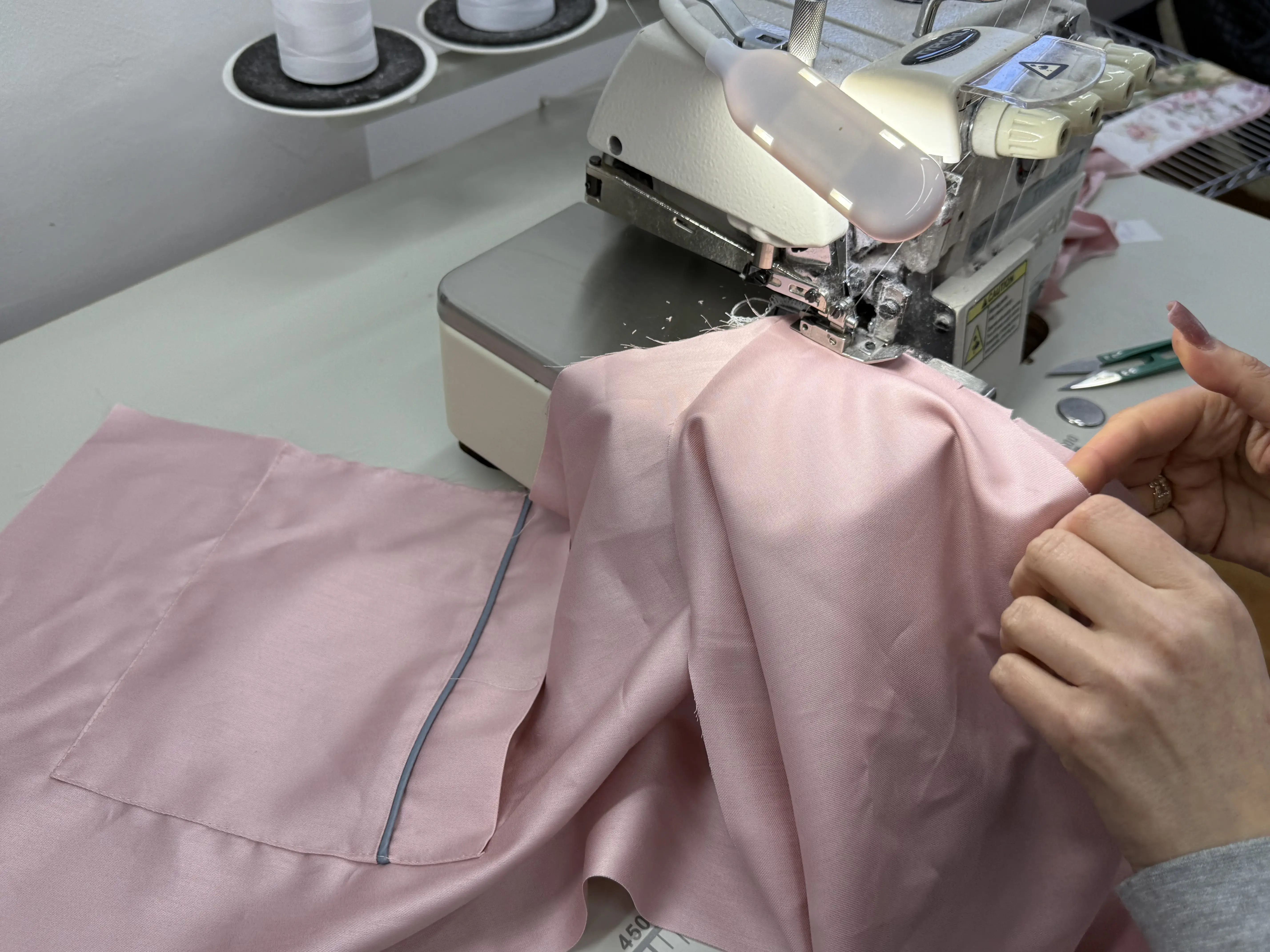 робота на швейній машині тканина турецький сатин делюкс 100% бавовна
